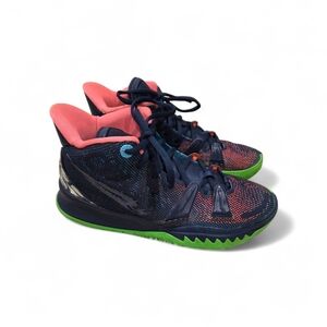 Nike Kyrie Basketball Sneakers Men's Size 8